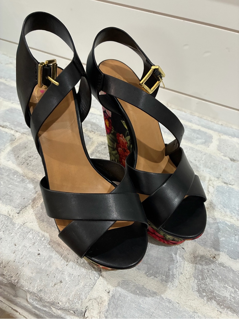 Women’s Black Leather Crisscross Platform Sandals with Floral Heel size 8